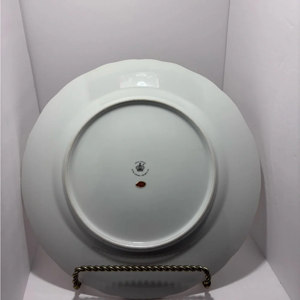 Royal Crown Derby White and Black‎ Dinnerware Plate
